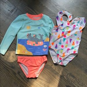 Girls Bathing Suits 👙 SOLD